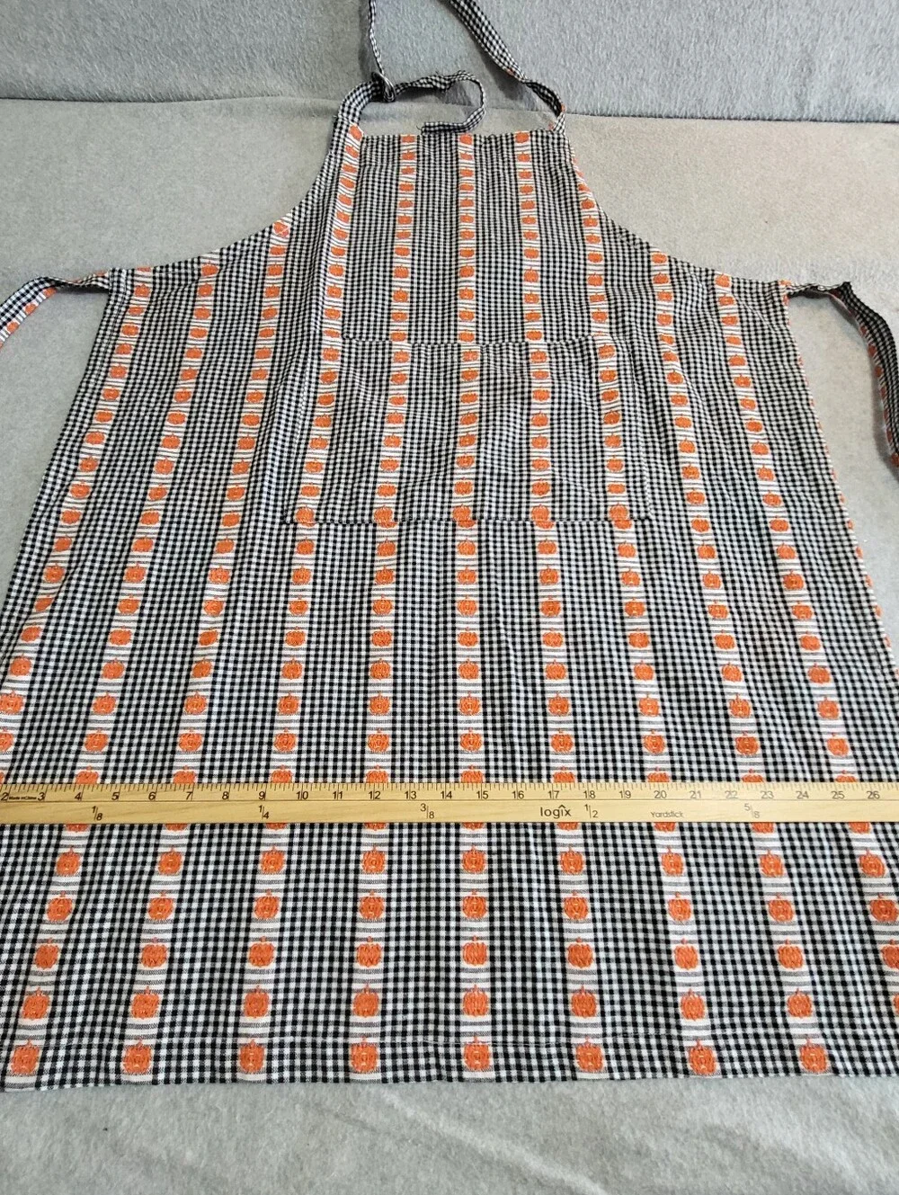 Shabby Chic Halloween Bib Apron Embroidered Pumpkins Black White Check Pocket